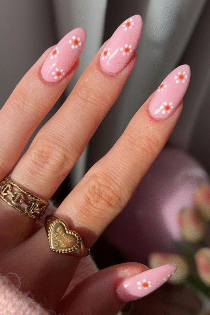 Cute Spring Nail Designs You Should Recreate!